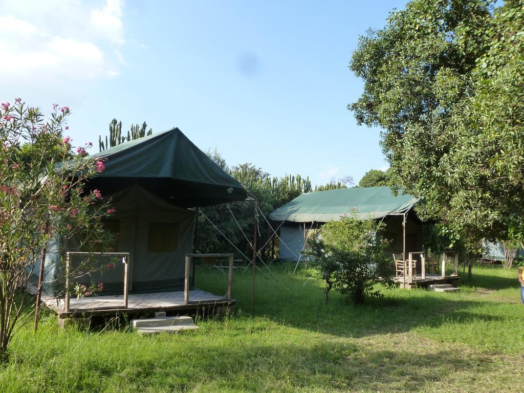 Hotel Enchoro Wildlife Camp Ololaimutiek Exteriér fotografie